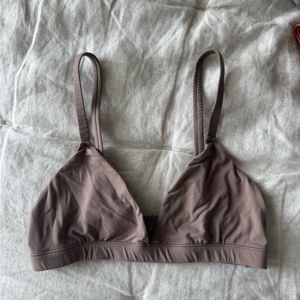 SKIMS Soft Triangle Bralette - Mauve Taupe